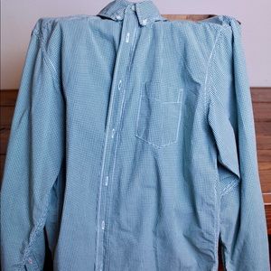 Men’s long sleeve button down shirt